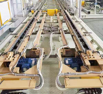 Vehicle bottom plate conveyor belt