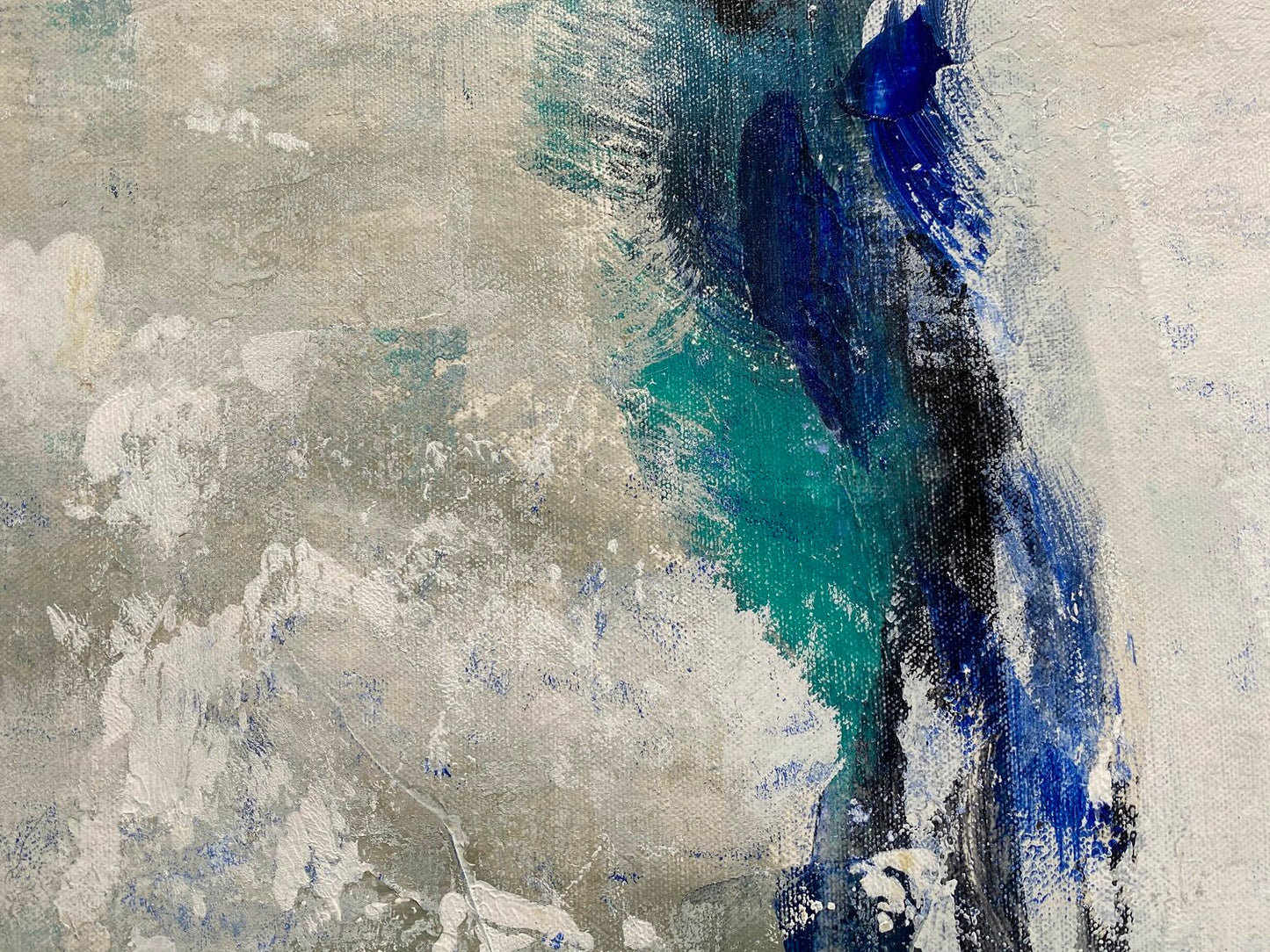 White and Blue - Detail 3