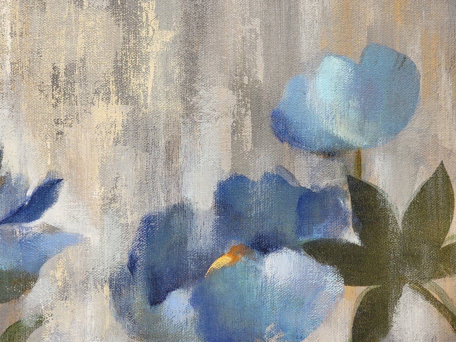 Silver and Sapphire - Detail 3